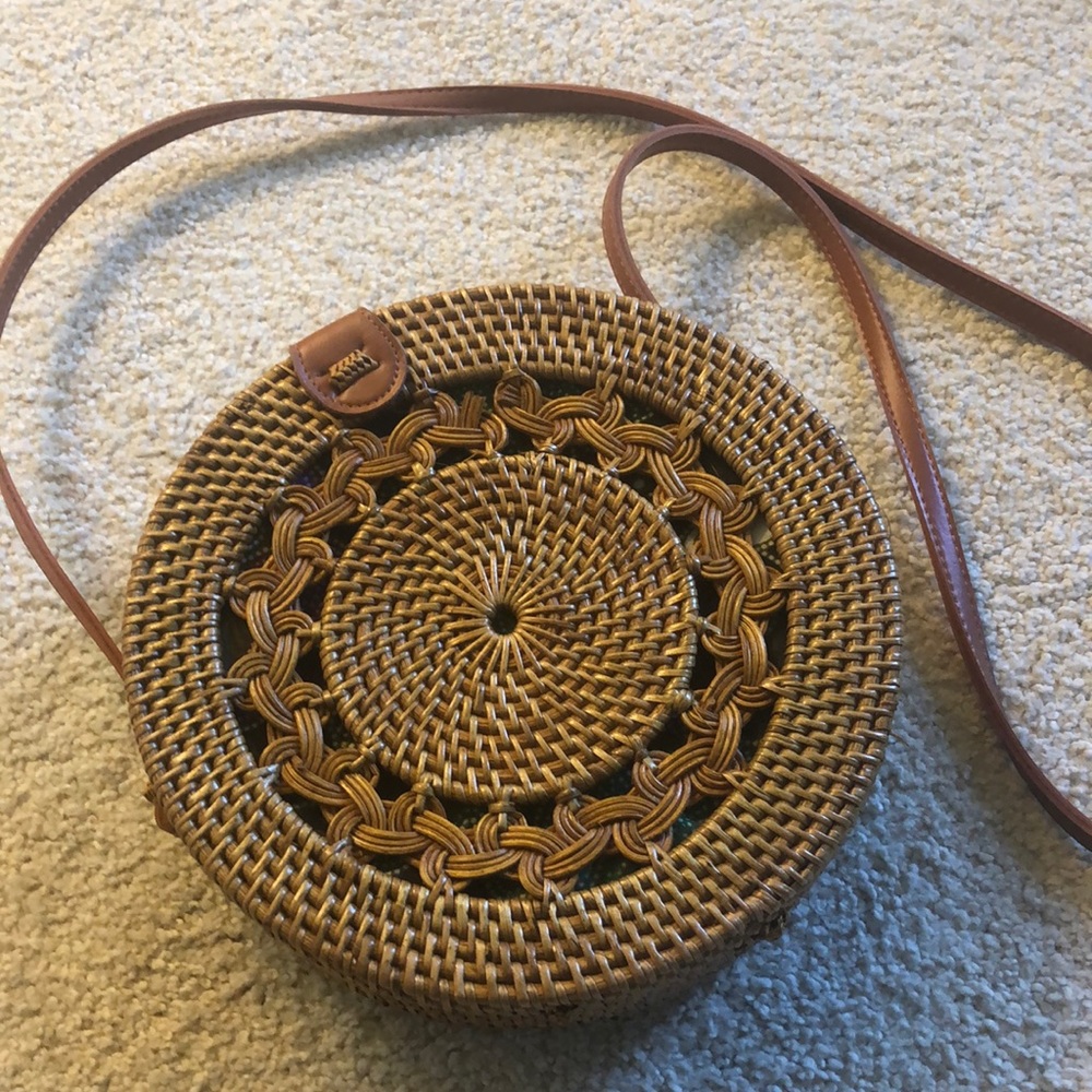 Cute rattan shoulder/crossbody bag